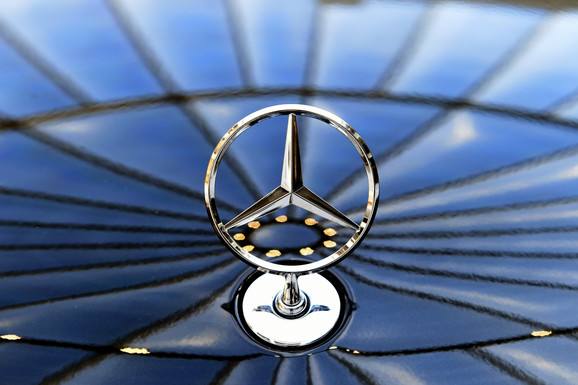 "Mercedesovi" zaposleni u SAD odbacili sindikat: "Veliki gubitak za  Ujedinjene automobilske radnike"