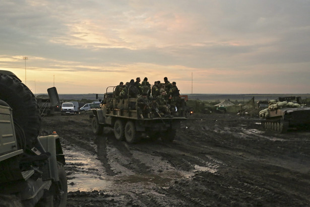 Ciężkie walki o lotnisko w Ługańsku. Zmasowany atak separatystów