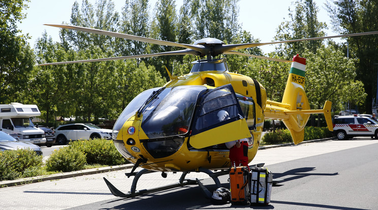 Három új mentőhelikoptert adnak át/Fotó: Fuszek Gábor