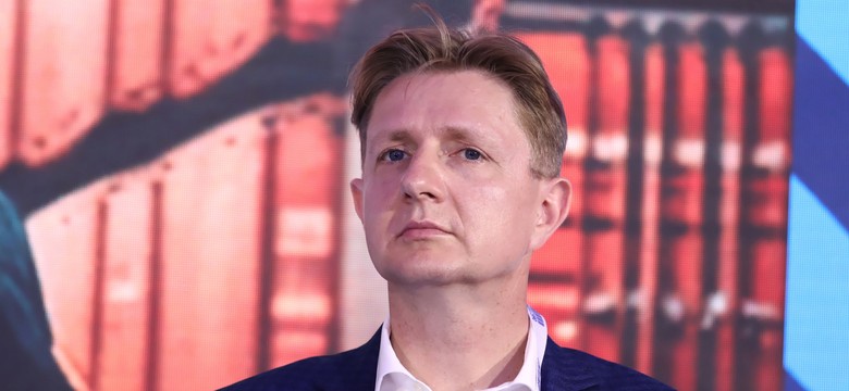 1500 zł na dzieci i zmniejszenie liczby posłów programem "Królik plus". Nowe propozycje kandydata na prezydenta
