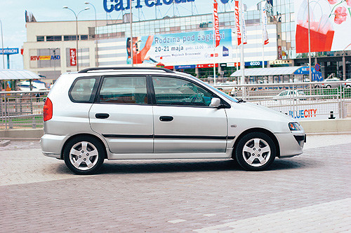 Mitsubishi Space Star - Kosmiczny tylko z nazwy