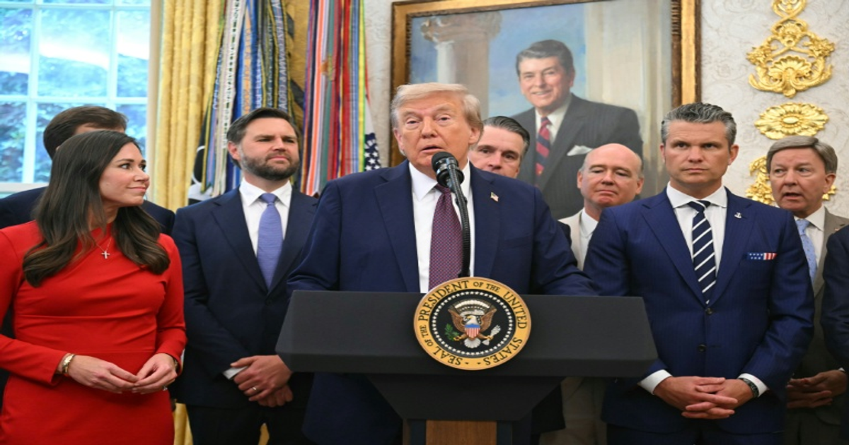 Trump promet des forces fédérales à Chicago malgré l'opposition des élus