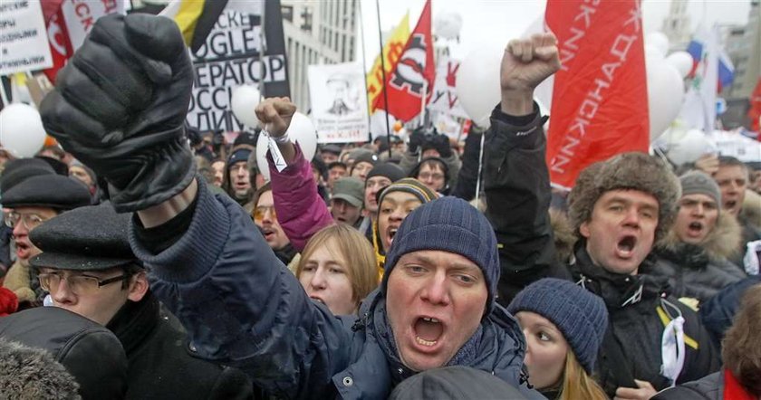 Gorbaczow do Putina: Ustąp! Dość się już narządziłeś