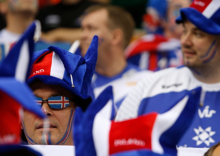 Thobe i abaya to nie jedyne stroje kibiców na mundialu w Katarze