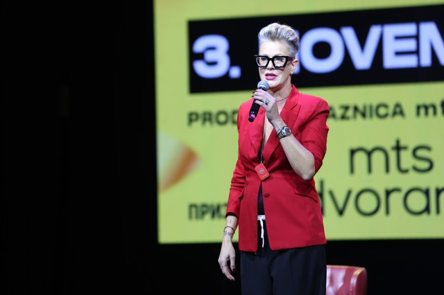 Tijana Dapčević najava predstave Menopauza
