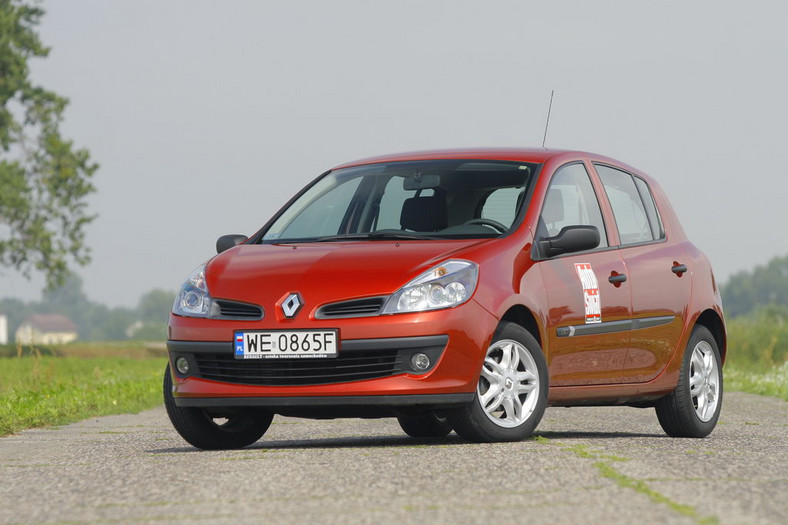 Renault Clio 1.5 dCi z 2006 r. - 12 000 zł