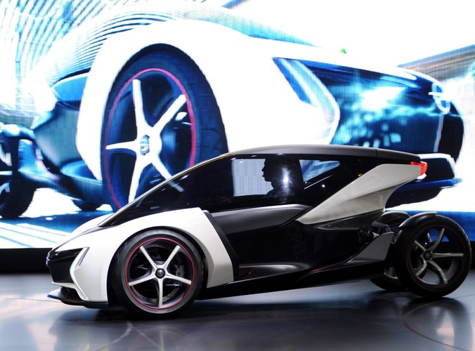 Elektryczny Opel  Rake