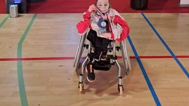 16-letnia Sara jest mistrzynią w tańcu na wózku inwalidzkim. Właśnie zdobyła dwa złote medale