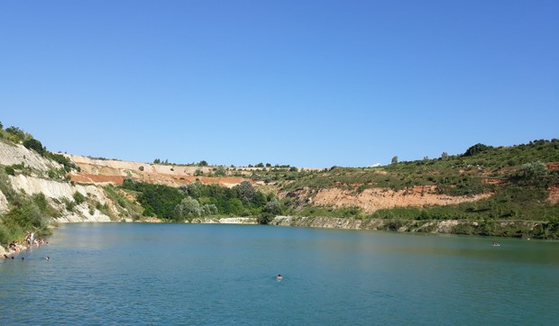 Bešenovo, Fruška Gora