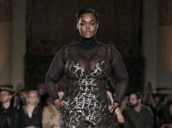 Uczta dla zmysłów: bajecznie krągłe modelki XL na nowojorskim tygodniu mody. FOTO