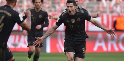 Robert Lewandowski to maszyna do strzelania goli. Reprezentant Polski pobił kolejny rekord! [WIDEO]