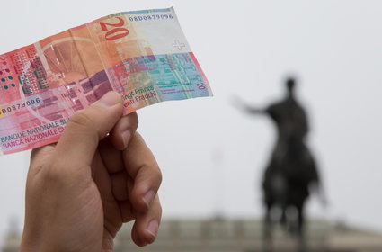 "Financial Times" o sprawie frankowiczów: "spektakularnie nietrafiony zakład walutowy"