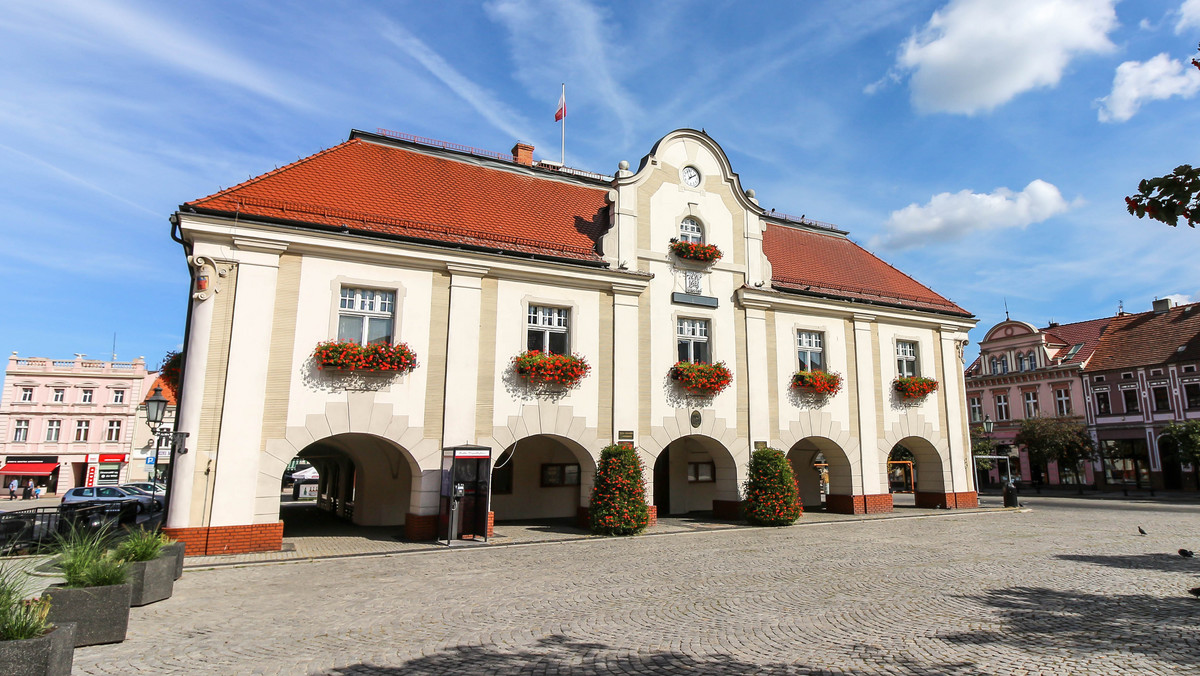 Międzynarodowa grupa kapitałowa White Cloud z Anglii wybuduje w 2019 roku w wielkopolskim Jarocinie zakład produkcyjny z branży farmaceutycznej – poinformował na swojej stronie społecznościowej burmistrz Jarocina Adam Pawlicki.