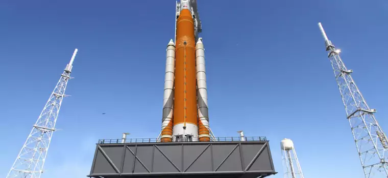 NASA coraz bliżej wystrzelenia swojej największej rakiety. SLS przechodzi kolejne testy