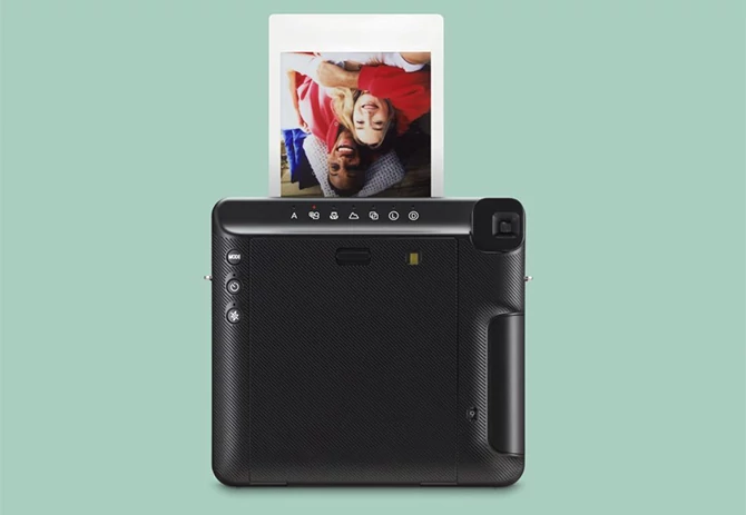 Instax SQUARE SQ6