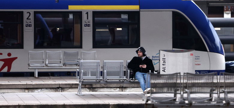 W Niemczech strajkują na kolei i lotniskach. Media piszą: najgorsze przed nami