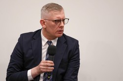 Cenckiewicz: Sikorski wpuścił konia trojańskiego