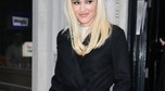 Gwen Stefani w czarnej stylizacji na ulicach Londynu