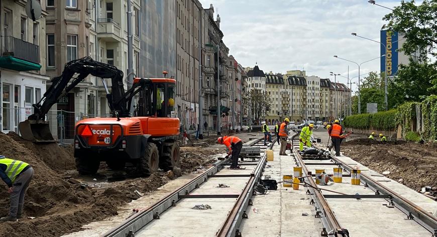 Prace przy torowisku na ul Pomorskiej są zaawansowane