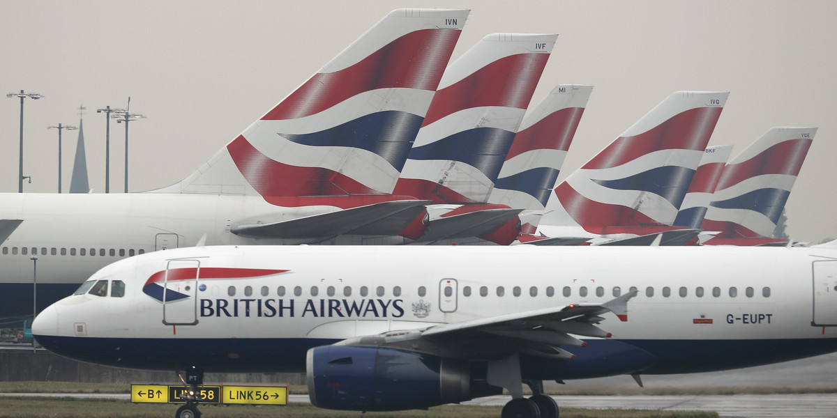 Brytyjczycy, podobnie jak Amerykanie, wprowadzili zakaz wnoszenia określonych urządzeń elektronicznych na pokład samolotów lecących z niektórych krajów muzułmańskich