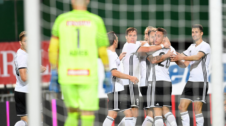 A Rosenborg játékosainak ünneplése nem csak a pályán zajlott /Fotó: AFP