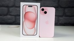 Chcesz kupić nowego iPhone'a? Sztucznej inteligencji Apple nie dostaniesz od razu