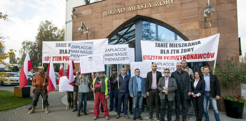 Czekamy na nasze pieniądze!