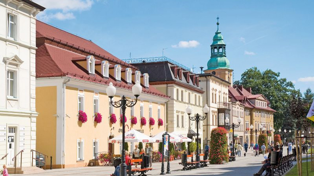 "Gazeta Wrocławska": Prywatyzacja uzdrowisk wyszła im na dobre. Mamy coraz lepsze warunki leczenia - cieszy się Zygmunt Sobański z Leszna, który od tygodnia kuruje się w Uzdrowisku Cieplice.