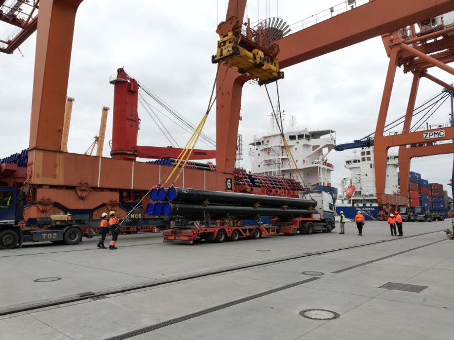 Transport wielkogabarytowych rur stalowych, z których budowany jest rurociąg Baltic Pipe, mimo trudności wywołanych pandemią, realizowany był zgodnie ze szczegółowym harmonogramem. 