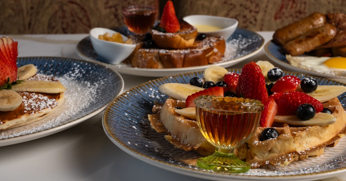 Zdrowe śniadanie przed klasówką. Co zjeść, żeby dziecko lepiej się skupiło?