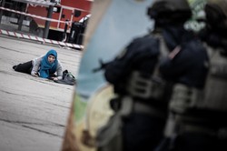 "Terrorystka w hidżabie" podczas ćwiczeń Wolf-Ram-23. Ekspert: FBI nie zna naszych realiów