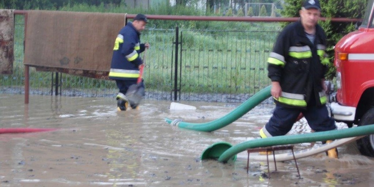 Podtopienia po burzach w Krakowie.