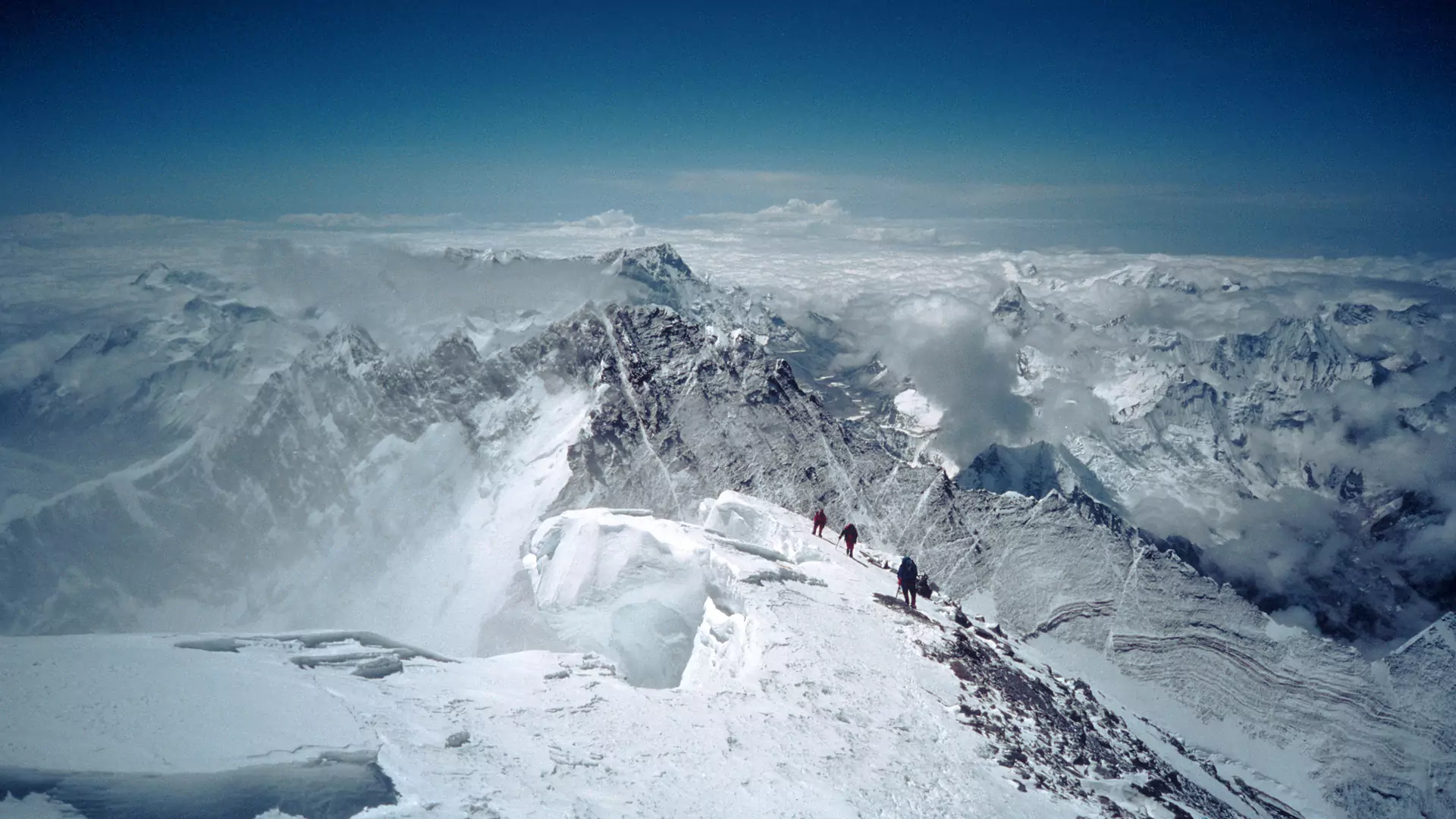 Lodowiec przy Mount Everest błyskawicznie topnieje. W ciągu 25 lat stracił 54 m grubości
