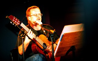 „Kanapka z człowiekiem' z tekstami Jacka Kaczmarskiego w poznańskim Teatrze Nowym