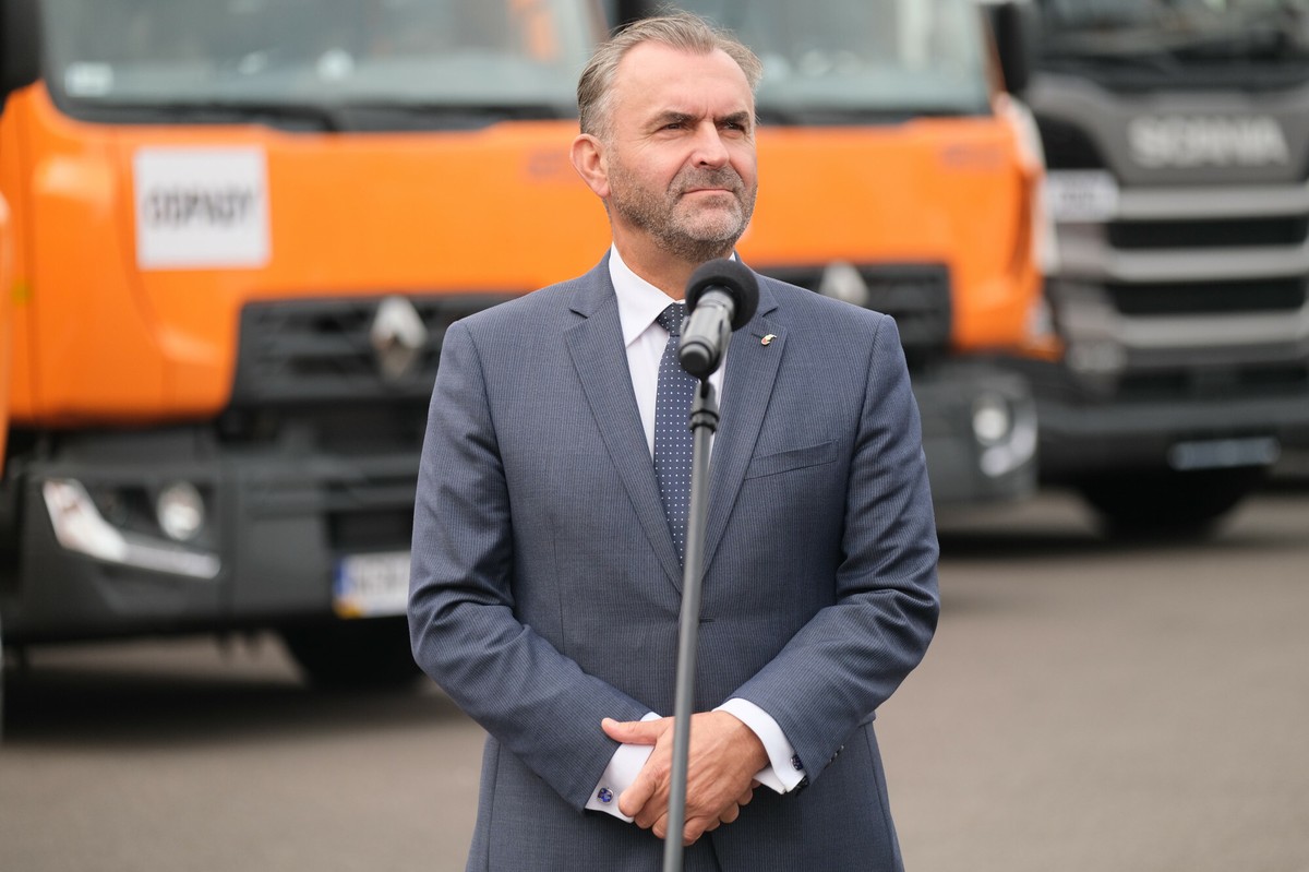 Akt oskarżenia w sprawie afery śmieciowej. Były minister rządu PO stanie przed sądem