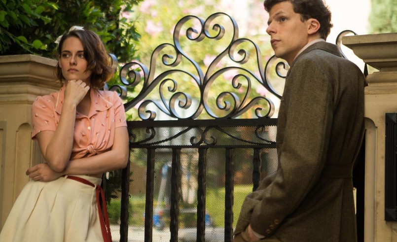 Kristen Stewart i Jesse Eisenberg w filmie "Cafe Society"