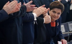 Premier Szydło o spowolnieniu gospodarki: To jest prawdopodobnie sytuacja przejściowa