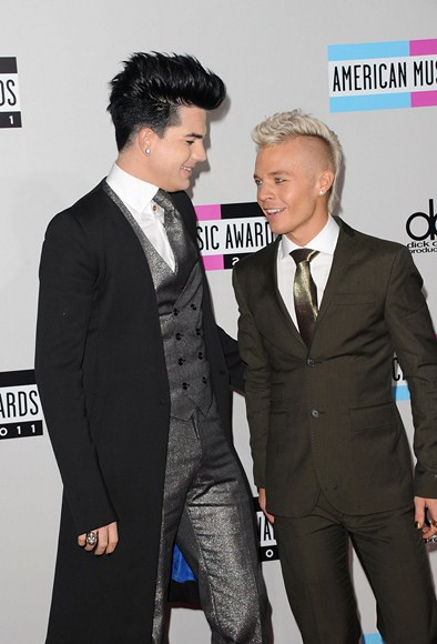 Adam Lambert i Sauli Koskinen (fot. Getty Images)