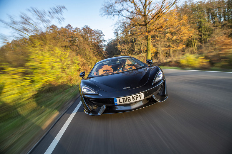 McLaren 570S Spider - moc pod kontrolą