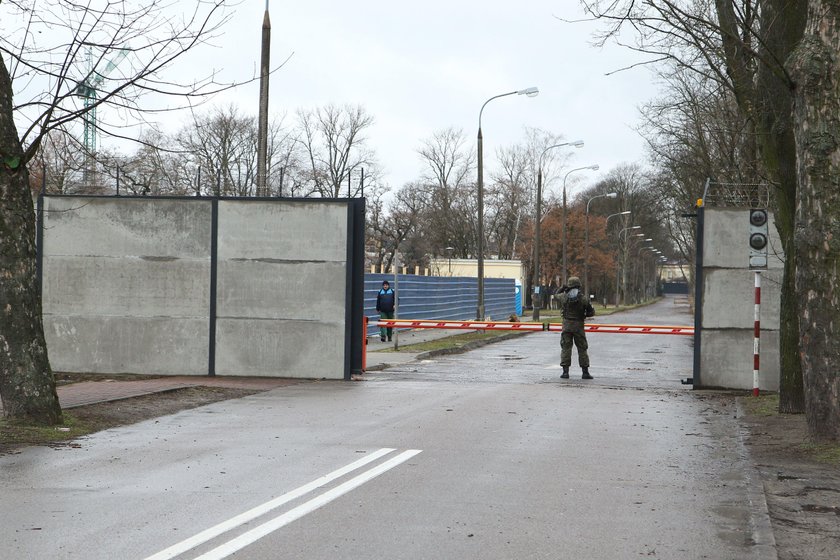 Oficerowie służb nie chcieli dać mu rękojmi! Macierewicz za niego poręczył