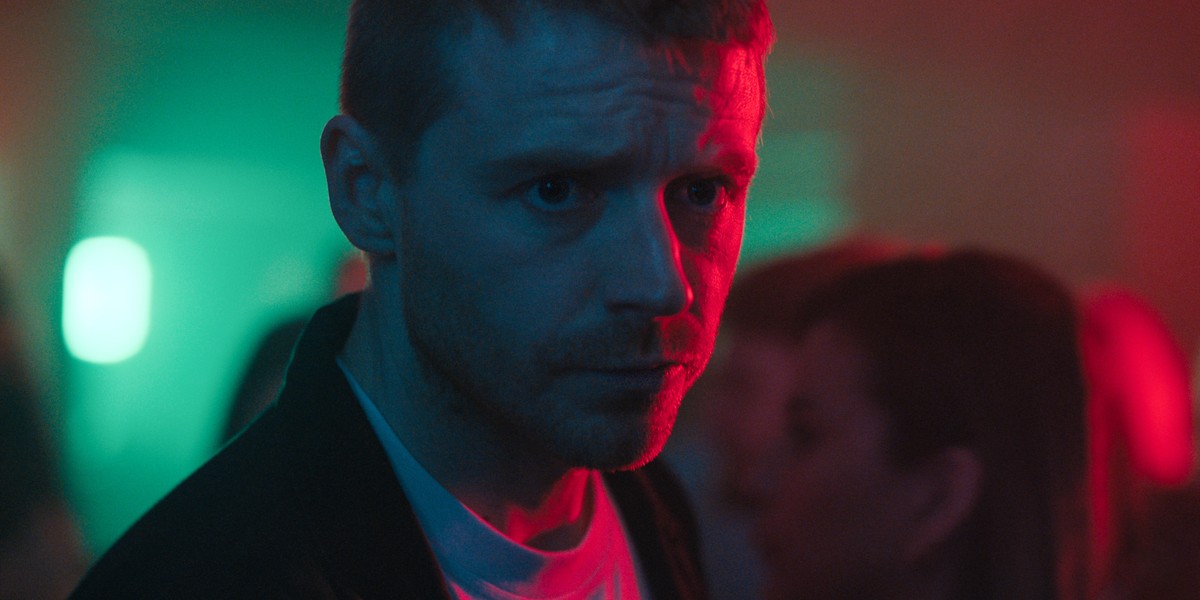 Jack Lowden w piątym sezonie serialu "Kulawe konie"