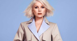 Little Boots jest dziewczyną pracującą