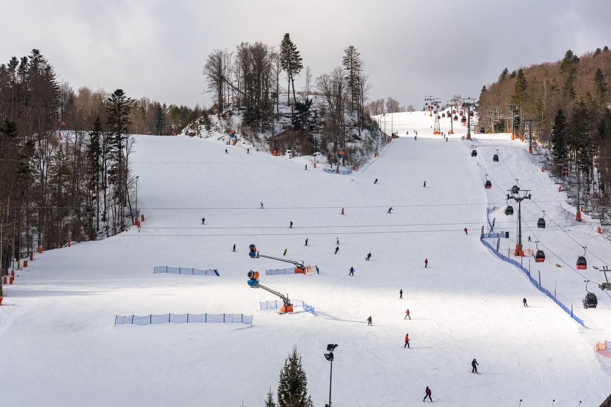 Krynica-Zdrój, stok, góry, zima