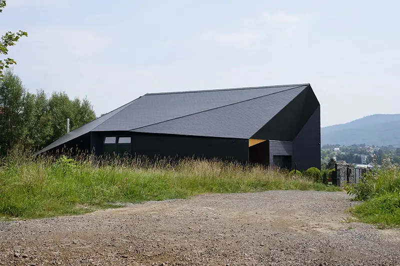 Czarna Skała - ściana północna, proj. Mus Architects (Anna Porębska, Adam Zwierzyński)