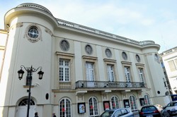 Sztuka ze śpiewkami. Współczesne "Wesela" nie mają siły