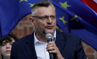 Propozycja posła PO: Wypłata 500 plus tylko dla zaszczepionych