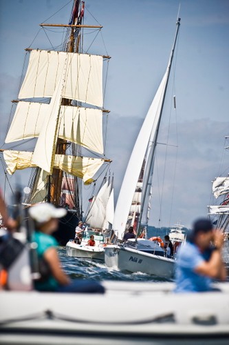 W gdyńskim porcie gościło 106 największych żaglowców świata. Na niedzielę zaplanowano paradę żaglowców na wodach Zatoki Gdanskiej