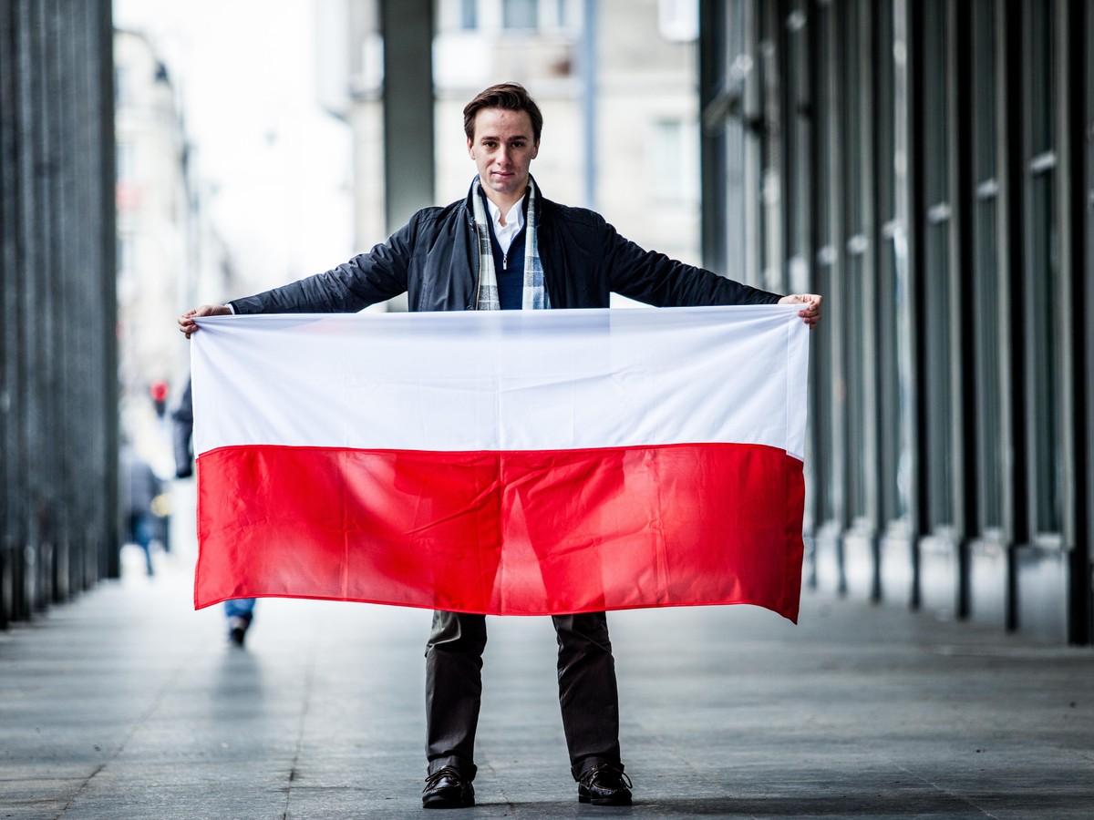 Krzysztof Bosak. Konfederacja. Narodowiec imprezowy - Polska - Newsweek.pl