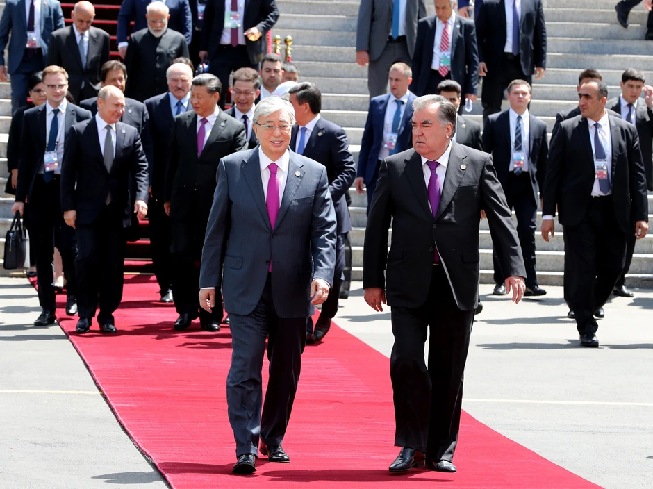 Sa kirgistanskim kolegom Kasimom Jomartom Tokajevim na samitu u Biškeku u junu 2019.