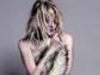 Emmanuelle Seigner 'Distant Lover' - recenzja